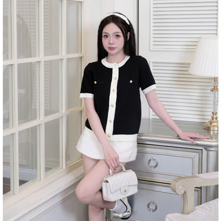 Áo Len Nữ METAL CHIC KNIT L03 – Dệt Kim Ngắn Tay Khuy Kim Loại