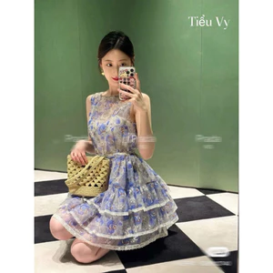 Đầm tơ prada hoa bèo tầng kèm belt