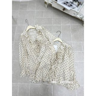 Áo tơ mỏng bèo chấm bi dáng rộng