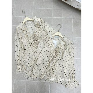 Áo tơ mỏng bèo chấm bi dáng rộng