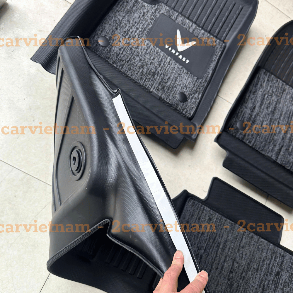 Thảm lót sàn NHỰA 5D kèm RỐI SẴN xe VINFAST VF5 Hàng Nhựa đúc nguyên khối TRÀN VIỀN TPE đẹp, bền, không thấm nước