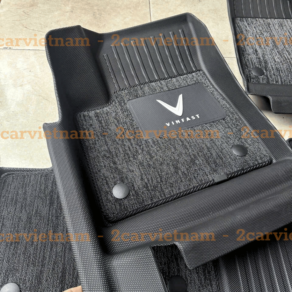 Thảm lót sàn NHỰA 5D kèm RỐI SẴN xe VINFAST VF5 Hàng Nhựa đúc nguyên khối TRÀN VIỀN TPE đẹp, bền, không thấm nước