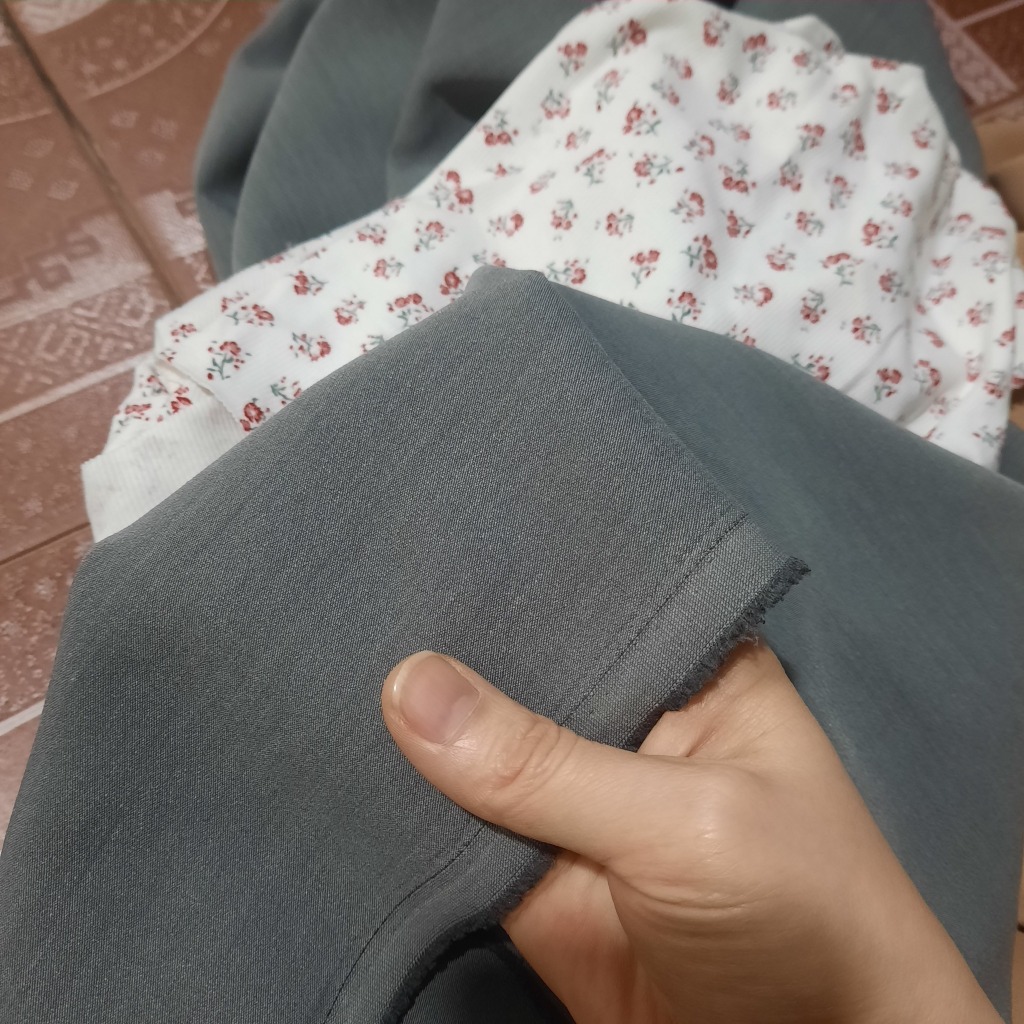 VẢI TUÝT SI MÀU XÁM CHUỘT - CHẤT MỀM, DÀY DẶN, GIÃN 2 CHIỀU - MAY BỘ VEST, VÁY, QUẦN TÂY...