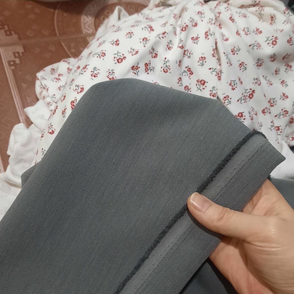 VẢI TUÝT SI MÀU XÁM CHUỘT - CHẤT MỀM, DÀY DẶN, GIÃN 2 CHIỀU - MAY BỘ VEST, VÁY, QUẦN TÂY...
