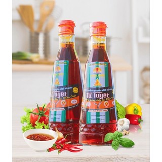 [ Đặc Sản] 02 Thùng Nước Mắm Nhĩ Cá Cơm Truyền Thống Nguyên Chất 40 Độ Đạm Hiệu Con Cá Vàng ( Thùng 6 chai x 320ml )