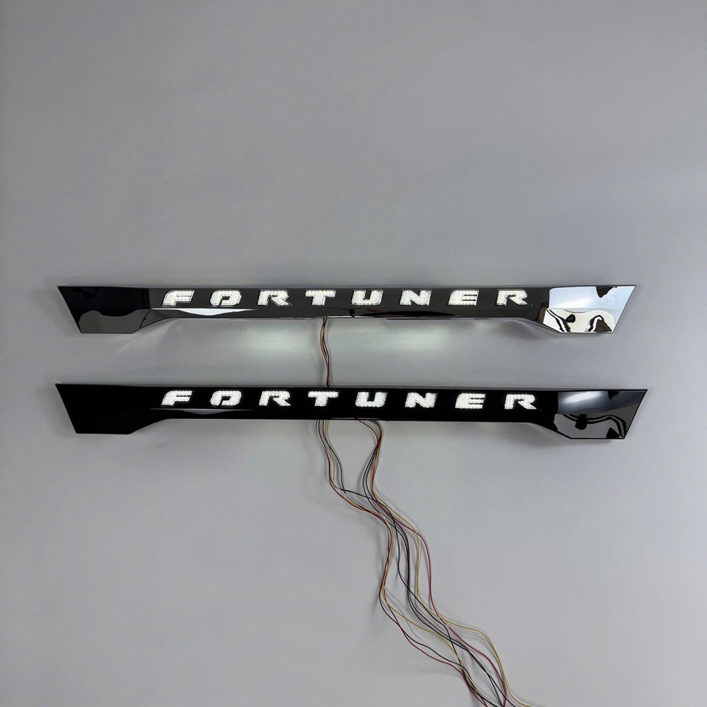 LED CỐP FORTUNER 2008 - 2011 LẮP ZIN THEO XE + 3 CHẾ ĐỘ