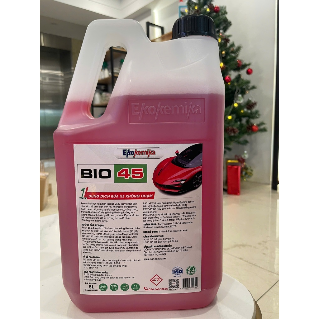 NƯỚC RỬA Ô TÔ - XE MÁY KHÔNG CHẠM VÀ RỬA KHOANG ĐỘNG CƠ EKOKEMIKA ITALY BIO 45-5L
