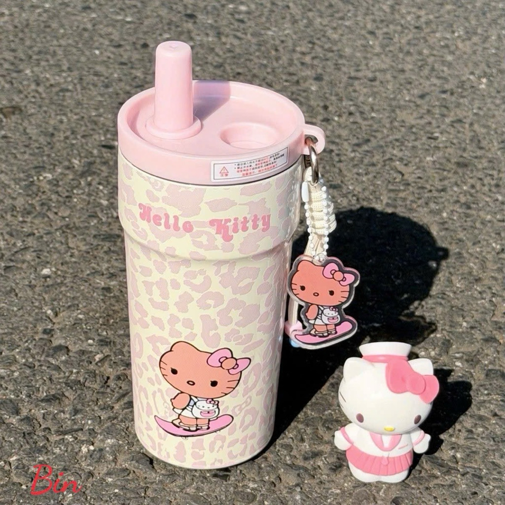 Bình nước hello kitty dung tích 500ml có lưới lọc trà