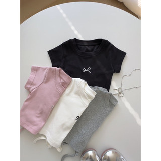 order quảng châu- áo croptop thun mềm cổ tròn đơn giản cho bé gái