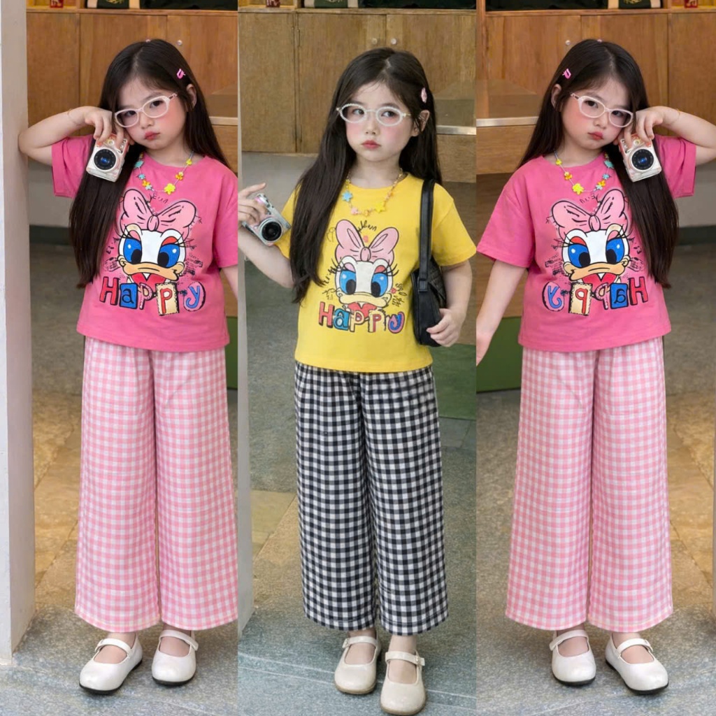 4-14 TUỔI.Bộ quần áo mùa hè bé gái,quần kẻ áo cộc tay in hình donal dễ thương chất vải cotton mềm mịn.M66