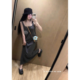 VÁY XUÔNG CHOM XÁM HỞ LƯNG HOT HIT