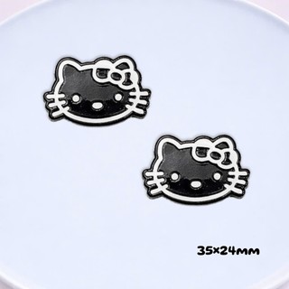 Set charm Hello Kitty 8 món Smile đen