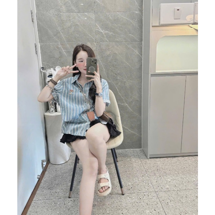 Áo sơ mi nữ, áo nữ DONNA HCOM26425 hoạ tiết kẻ sọc tay ngắn trẻ trung, dễ phối đồ
