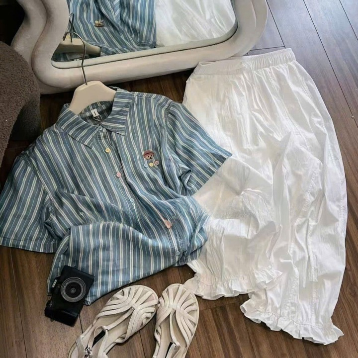Áo sơ mi nữ, áo nữ DONNA HCOM26425 hoạ tiết kẻ sọc tay ngắn trẻ trung, dễ phối đồ