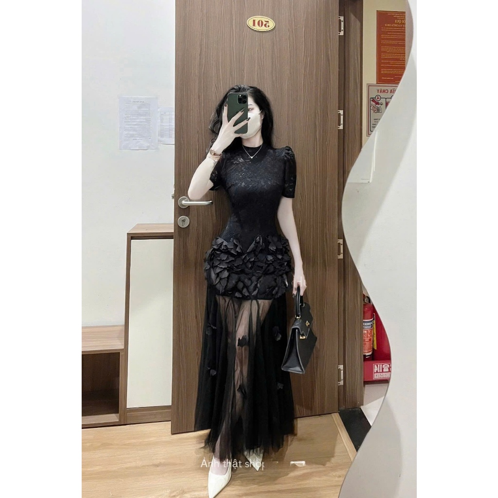 ZIMM STORE-Váy ôm body phối ren họa tiết đính hoa nổi phần eo chân váy voan lưới