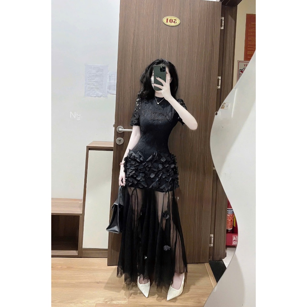 ZIMM STORE-Váy ôm body phối ren họa tiết đính hoa nổi phần eo chân váy voan lưới