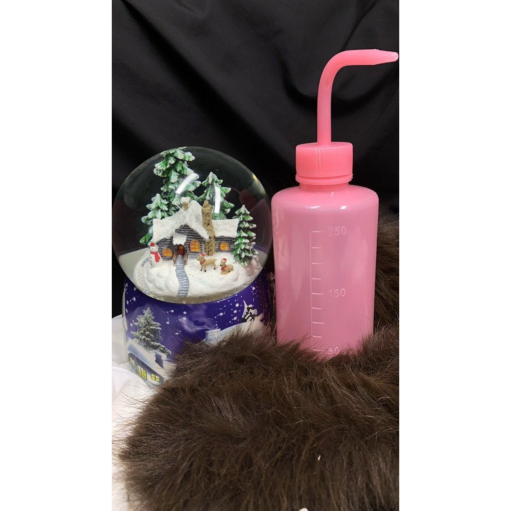Bình đựng dung dich nước vệ sinh mi lọ 250ml