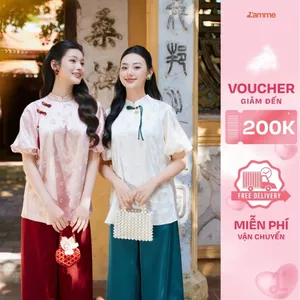Set cách tân lụa Thanh Mai, chất liệu lụa dập nổi phối tay bồng BST Phong Hoa 2026 BY L'AMME