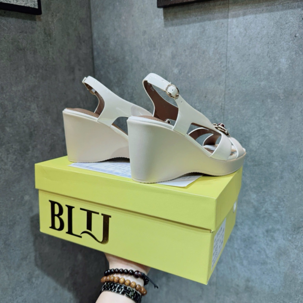 👠🕶️👜🎒…Sandal  xuồng hoa trà