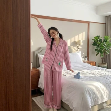 (Có Sẵn) Bộ Đồ Ngủ Nữ BD12 Sọc Hồng Đồ Ngủ Nữ Pyjama Đồ Mặc Nhà Kẻ Sọc Bộ Dài Nữ Bộ Thun Nữ Dễ Thương Cho Nữ Dưới 62kg