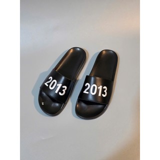 Dép năm sinh 2007,2008,2009,2010,2011,2012,2013, 2014 dép lê nam nữ quai da số thêu hot trend