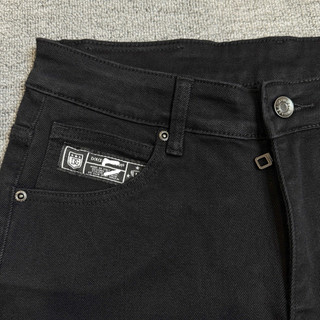 quần short jean nam màu đen trơn hoạ tiết điểm nhấn túi sau cực đẹp,vải dày mềm co giãn nhẹ phom dáng chuẩn siêu cấp QC