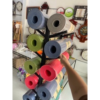 Gía để thảm yoga, kệ sắt để thảm, Giá Đựng Thảm Tập Yoga Tiết Kiệm Không Gian Tiện Dụng
