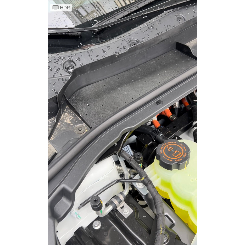 tấm chắn rác nắp cabo xe vf6