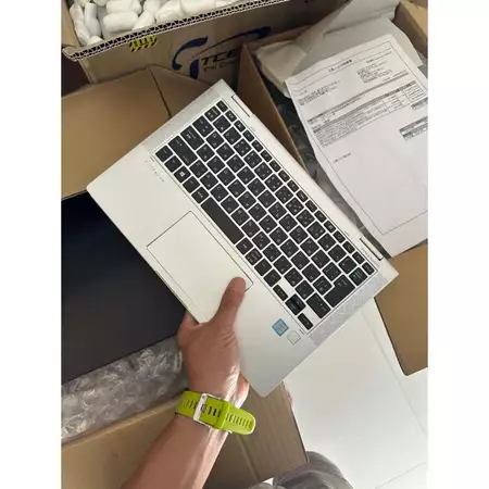 HP Elitebook X360 1030 G3 xoay 360 độ cảm ứng cpu i7-8550U/ Ram 16GB