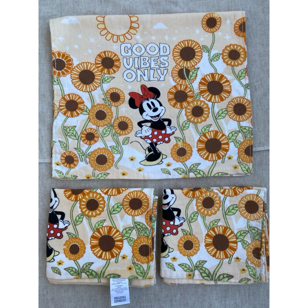 Combo 2 khăn hoạt hình Mickey cho bé size 40x71cm 100% cotton