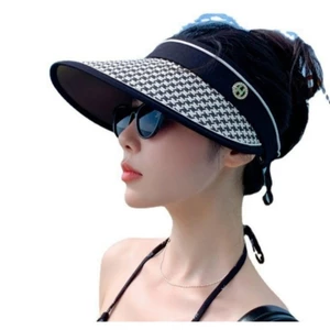 Mũ Nữ Rộng Vành Kẻ Sọc – Mũ Chống Nắng Thời Trang Đi Biển Phong Cách Sang Trọng