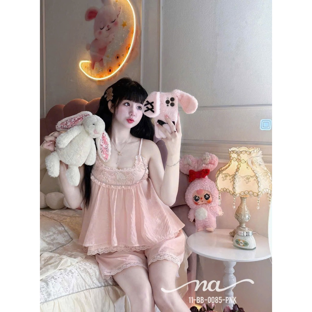 Set ngủ áo 2 dây vòm thêu viền ren