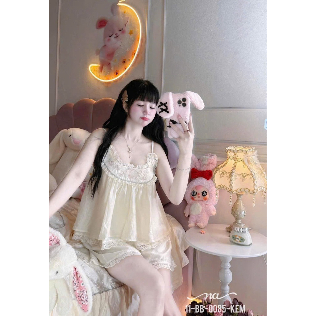 Set ngủ áo 2 dây vòm thêu viền ren