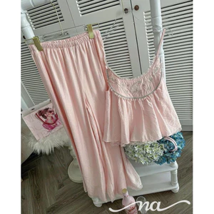 Set ngủ áo 2 dây vòm thêu viền ren