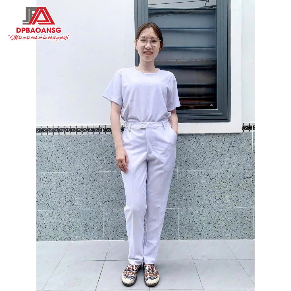 Quần Blouse Trắng Nhún Thun Vải Cotton Hàn – Form Nữ Dùng Trong Môi Trường Y Tế
