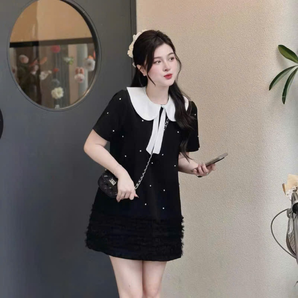 Váy Bầu dáng suông đuôi cá ,chân váy kết hợp lớp ren ,được đính ngọc sang trọng thiết kế