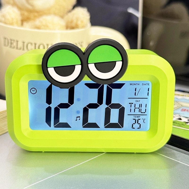 Đồng Hồ Báo Thức LED Để Bàn Họa Tiết Hoạt Hình Dễ Thương Tặng Kèm Pin Mun Store DHLED538