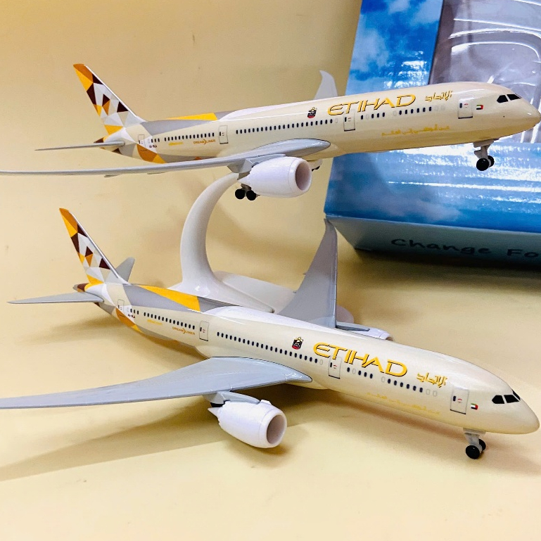 Máy Bay Hãng hàng không United Arab Emirates "Etihad Airways" Boeing 787 Dreamliner Tỉ Lệ 1:400 | Display Airplane Model