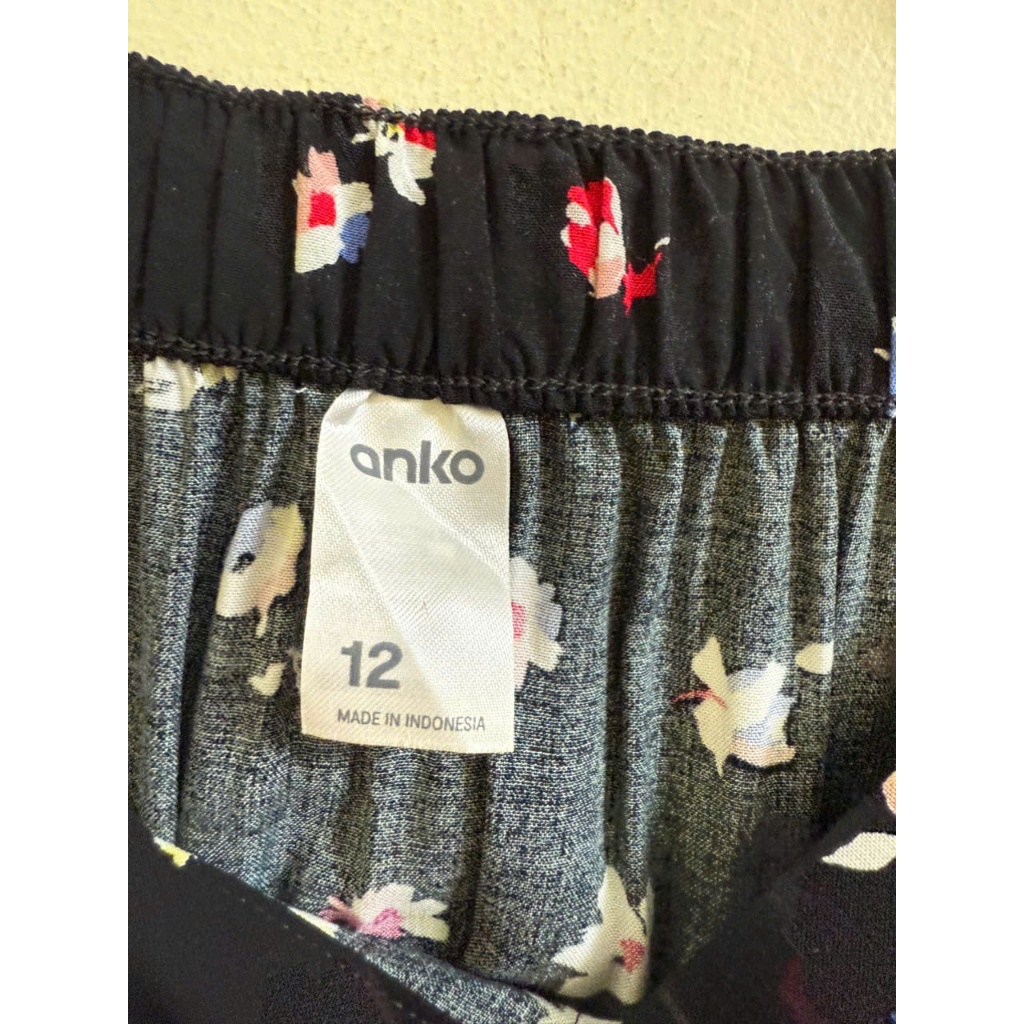 Chân váy lanh của Úc -2 Hand (Size 12- Khoảng L-XL)