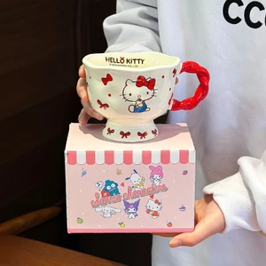 Ly Cốc Sứ Hello Kitty Quai Hạt 450ml Kèm Hộp Quà Cute Mun Store COCRIO57