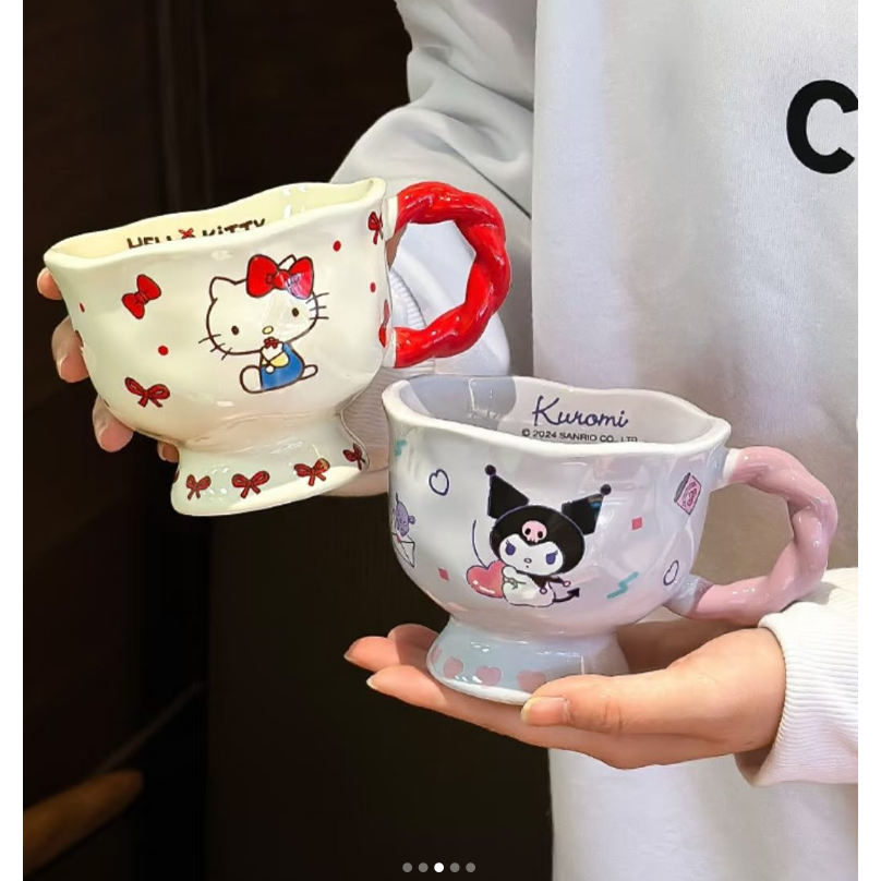 Ly Cốc Sứ Hello Kitty Quai Hạt 450ml Kèm Hộp Quà Cute Mun Store COCRIO57