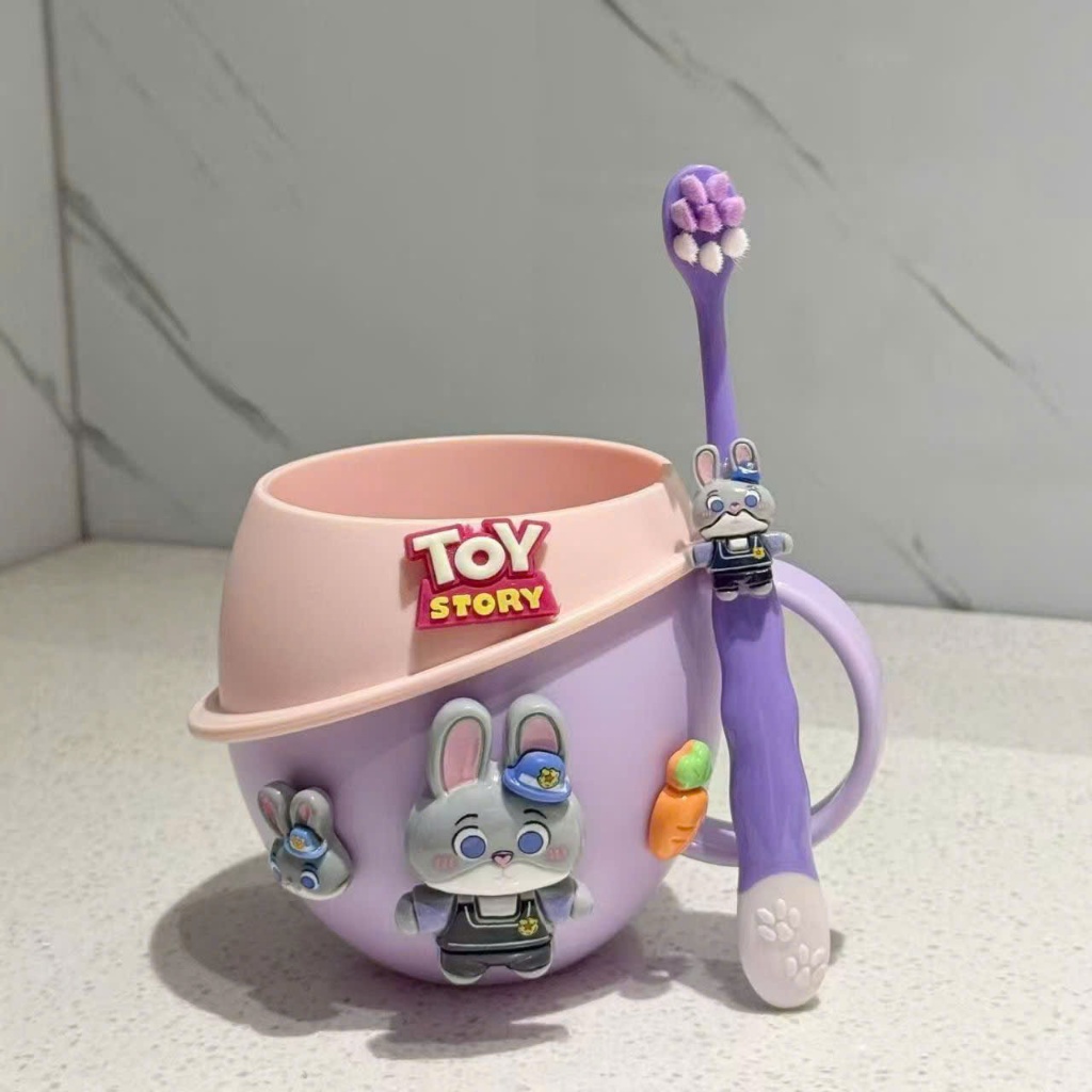 Cốc Súc Miệng Cho Bé Kèm Bàn Chải Đánh Răng Hình Thú Dễ Thương Toy Story – Ly Đánh Răng Trẻ Em Nhựa Cao Cấp