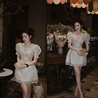 Váy trắng ren hoa nổi đính kim sa dáng A ôm eo tôn vòng hai