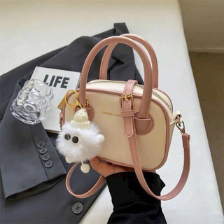 Túi xách nữ đeo chéo cầm tay da mềm trơn kèm móc khóa dễ thương MIE BAG