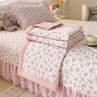 Bộ Chăn Ga Gối Cotton Hàn Ren Trắng, Sét 4 Món Ga Phủ Viền Bèo Ren Trắng Trần Bông Chun Cài 4 Góc