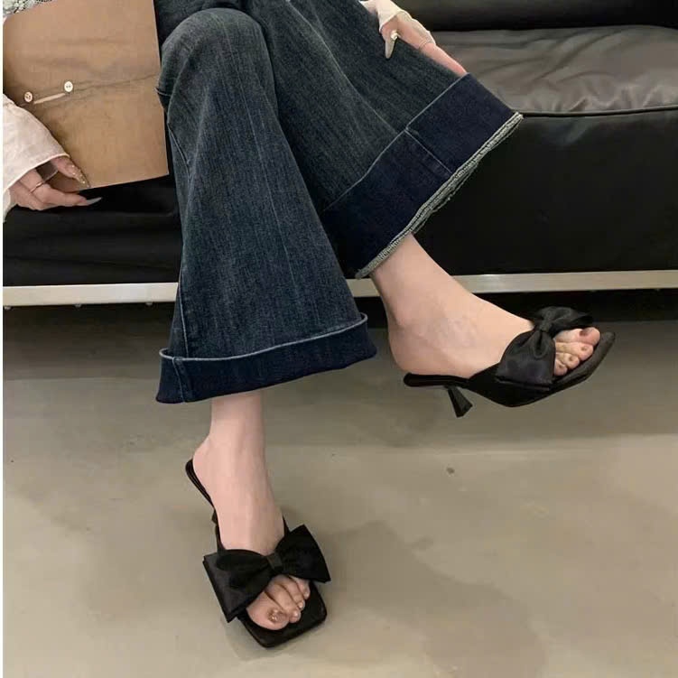 Dép Cao Gót Mũi Vuông 5cm Cone Heel – Giày Nữ Đính Nơ Bản To Phong Cách Hàn Quốc Sang Trọng