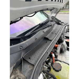 tấm chắn rác nắp cabo xe vf6
