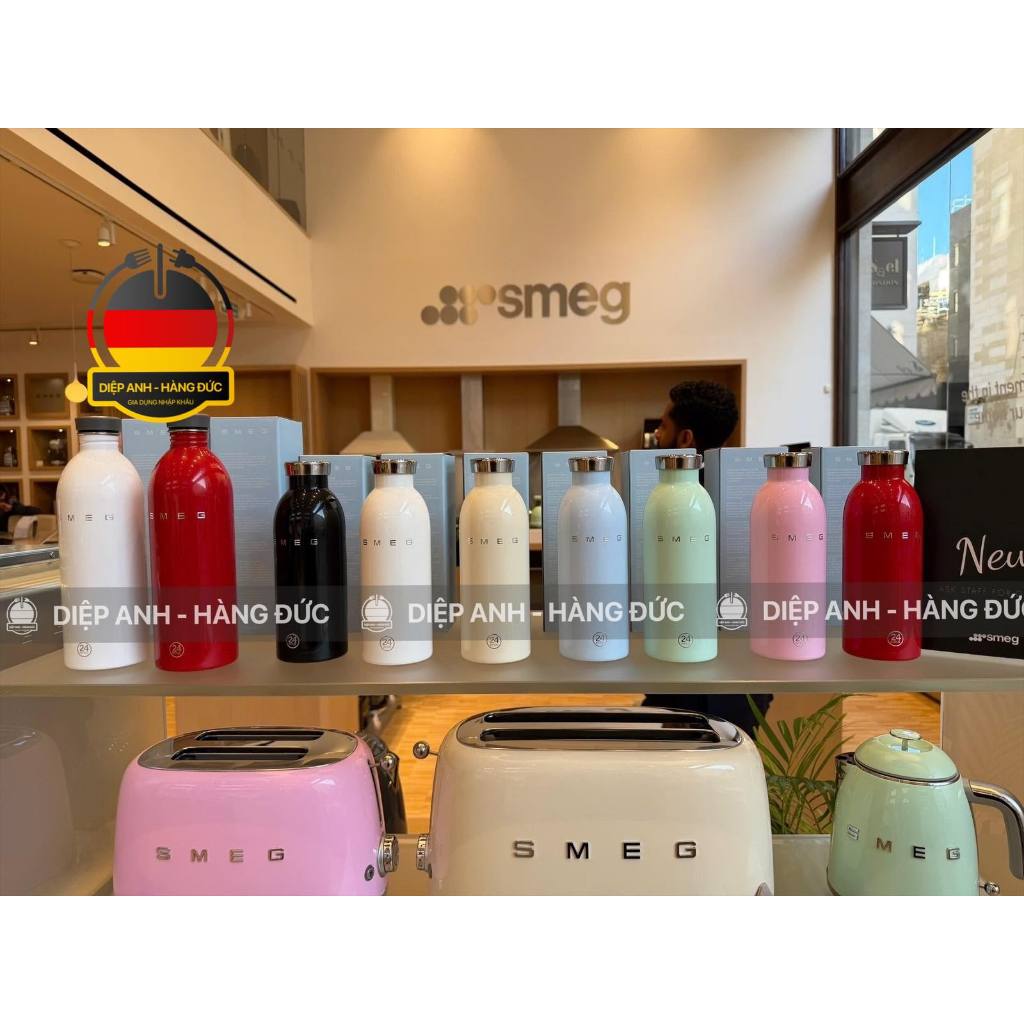 Bình giữ nhiệt SMEG WBF01BL màu đen