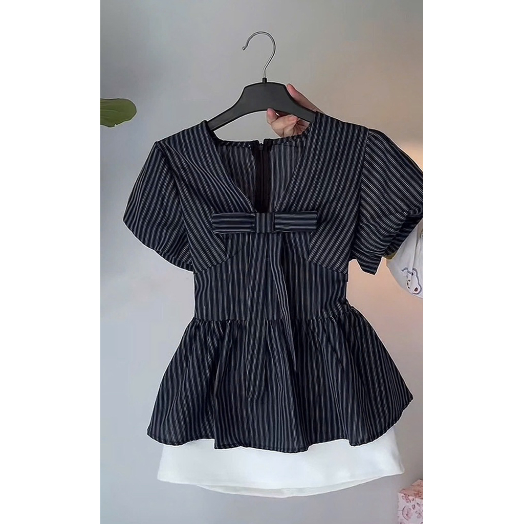 Áo sơ mi kẻ sọc tay phồng form babydoll xoè xinh sau lưng có khoá kéo thắt dây eo SMK98 - SamHi Closet