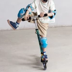 [Thuỵ Sĩ] Xe scooter Micro Sprite Neochrome - Bánh xe LED - Cho trẻ 6 tuổi trở lên - Bảo hành 2 năm — ảnh 7